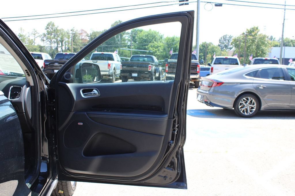 Used 2017 Dodge Durango Citadel RWD image 31