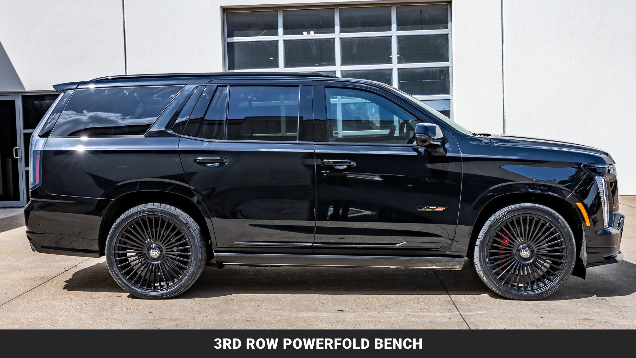 Used 2026 Cadillac Escalade V w/ LPO, ONYX Package AWD/4WD image 11