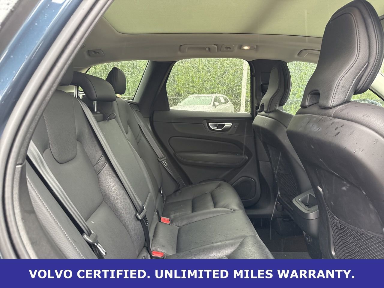 Certified 2024 Volvo XC60 B5 Plus w/ Climate Package AWD/4WD image 14