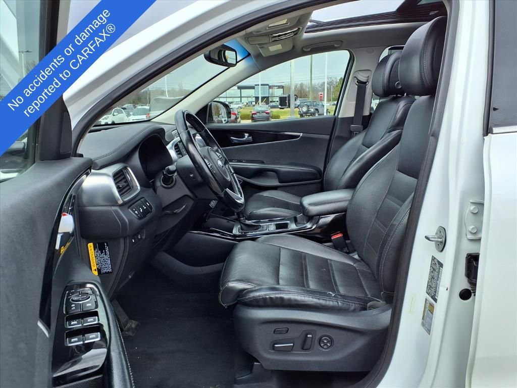 Used 2016 Kia Sorento SX image 18