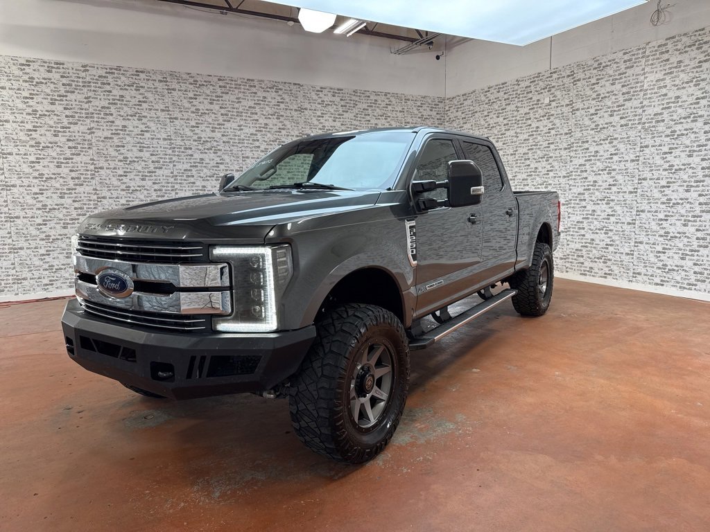 Used 2017 Ford F250 Lariat w/ Lariat Value Package image 3