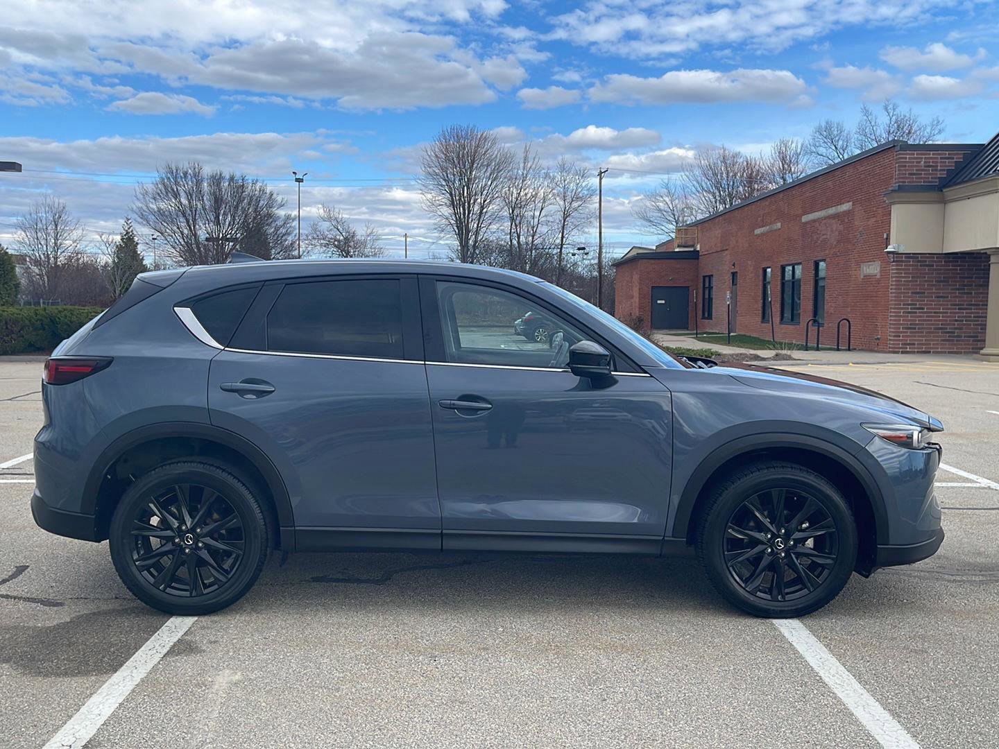 Used 2024 MAZDA CX-5 Carbon Edition image 7