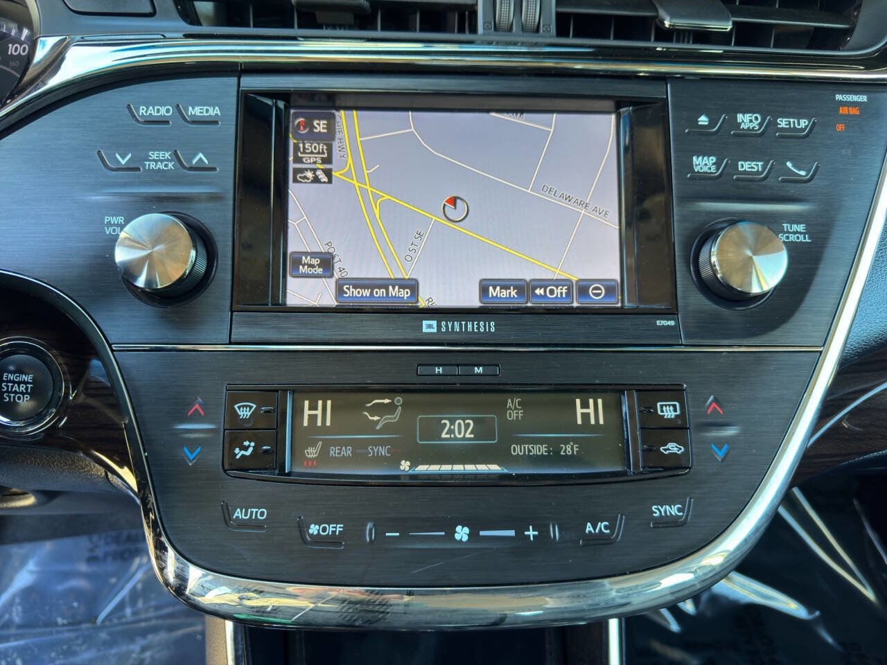 Used 2014 Toyota Avalon XLE Premium image 14