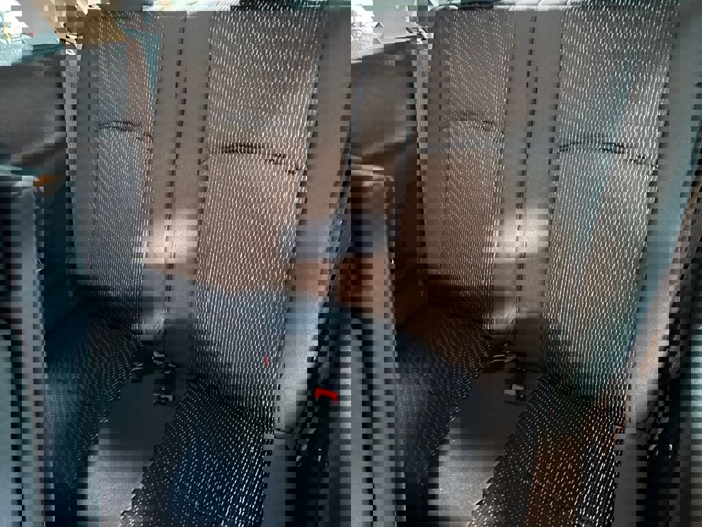 Used 2017 Dodge Journey SXT w/ Comfort/Convenience Group image 7