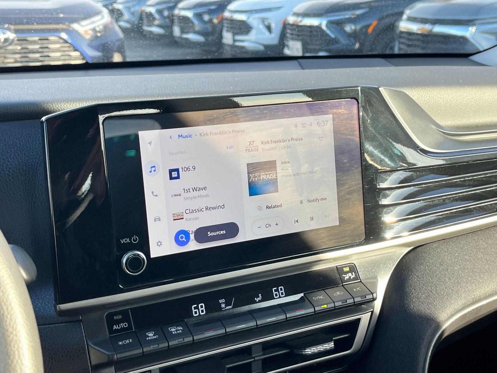 Used 2025 Toyota Camry LE image 21