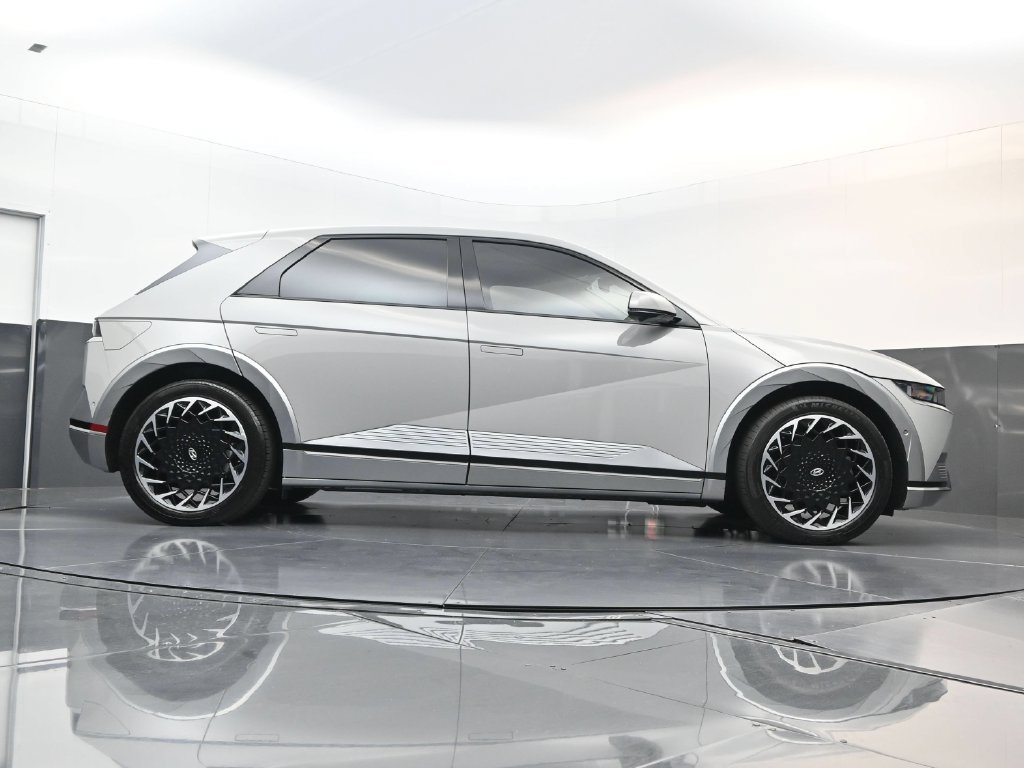 Certified 2023 Hyundai Ioniq 5 Limited w/ Cargo Package AWD/4WD image 24