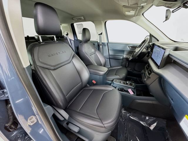 New 2026 Ford Maverick Lariat w/ Black Appearance Package image 28