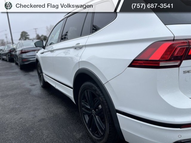 Used 2022 Volkswagen Tiguan SE R-Line image 8