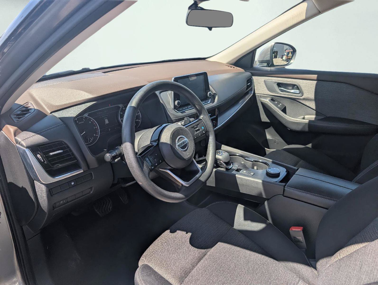 Used 2021 Nissan Rogue SV AWD/4WD image 8