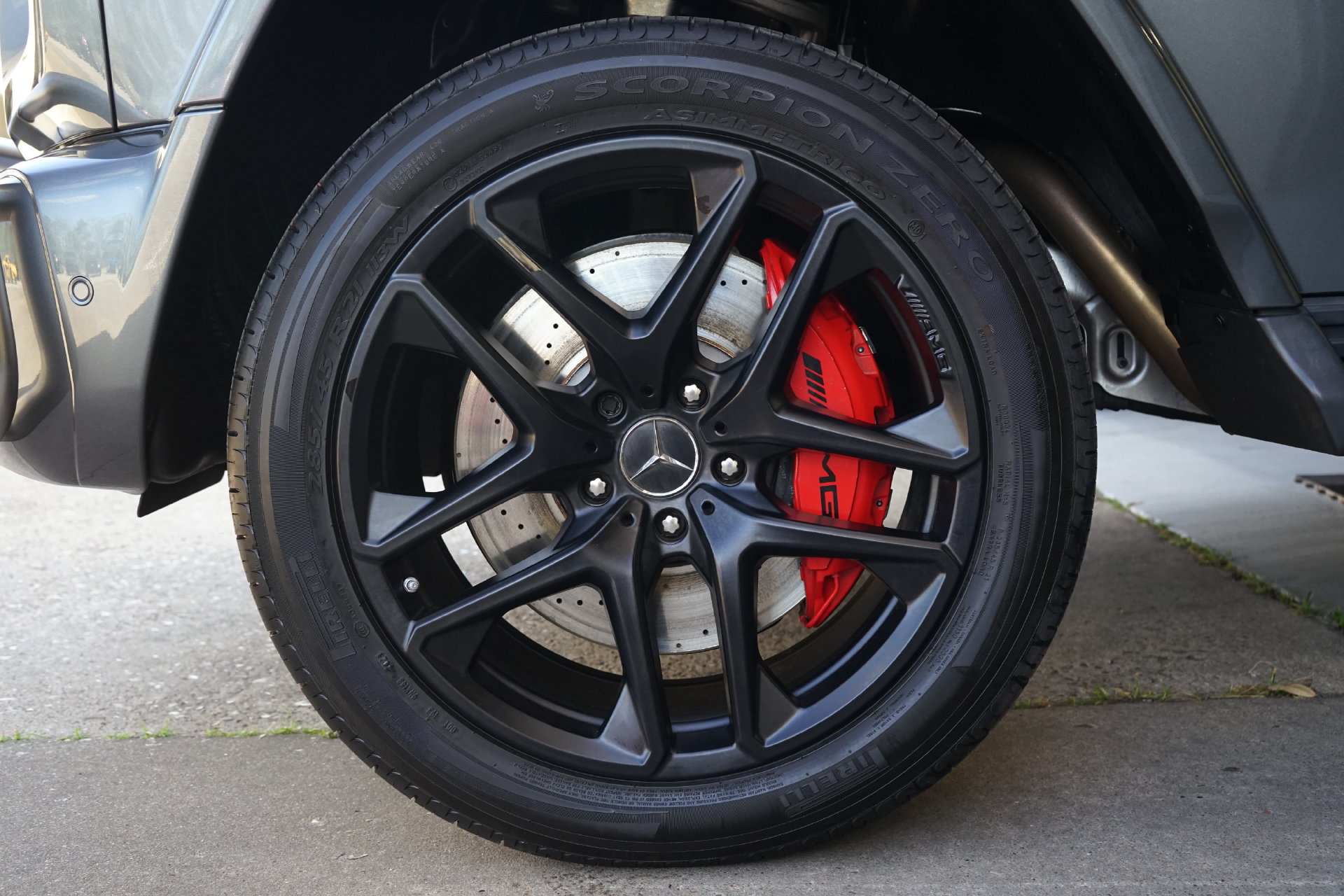 Used 2022 Mercedes-Benz G 63 AMG 4MATIC w/ Seat Comfort Package image 31