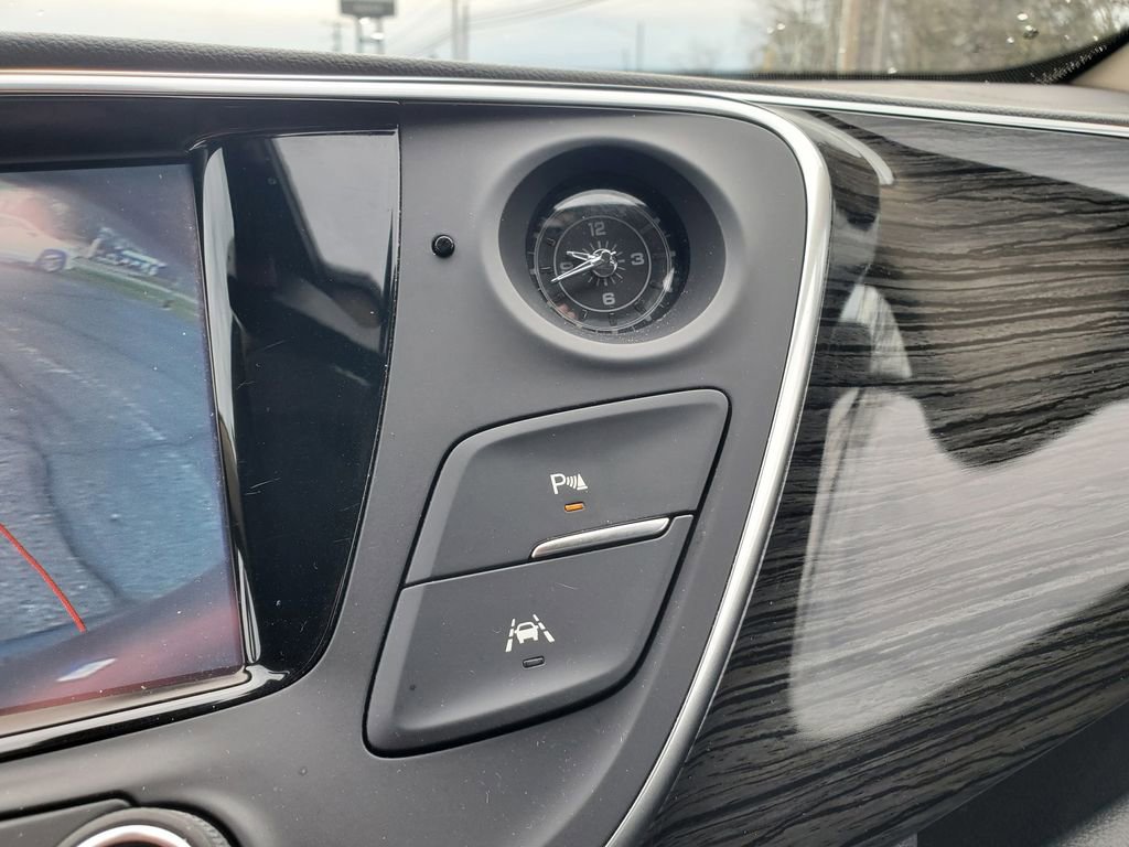 Used 2017 Buick Envision Premium image 14