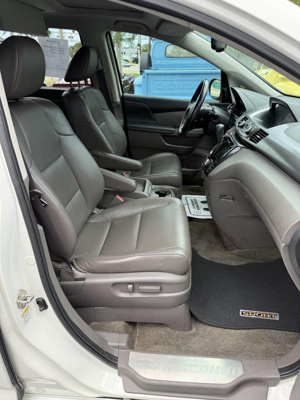 Used 2015 Honda Odyssey Touring Elite image 25