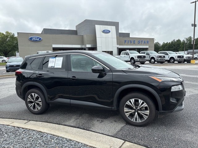 Used 2023 Nissan Rogue SV