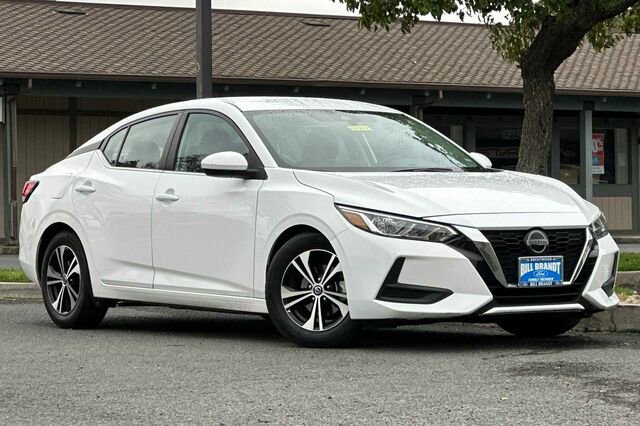 Used 2021 Nissan Sentra SV image 2