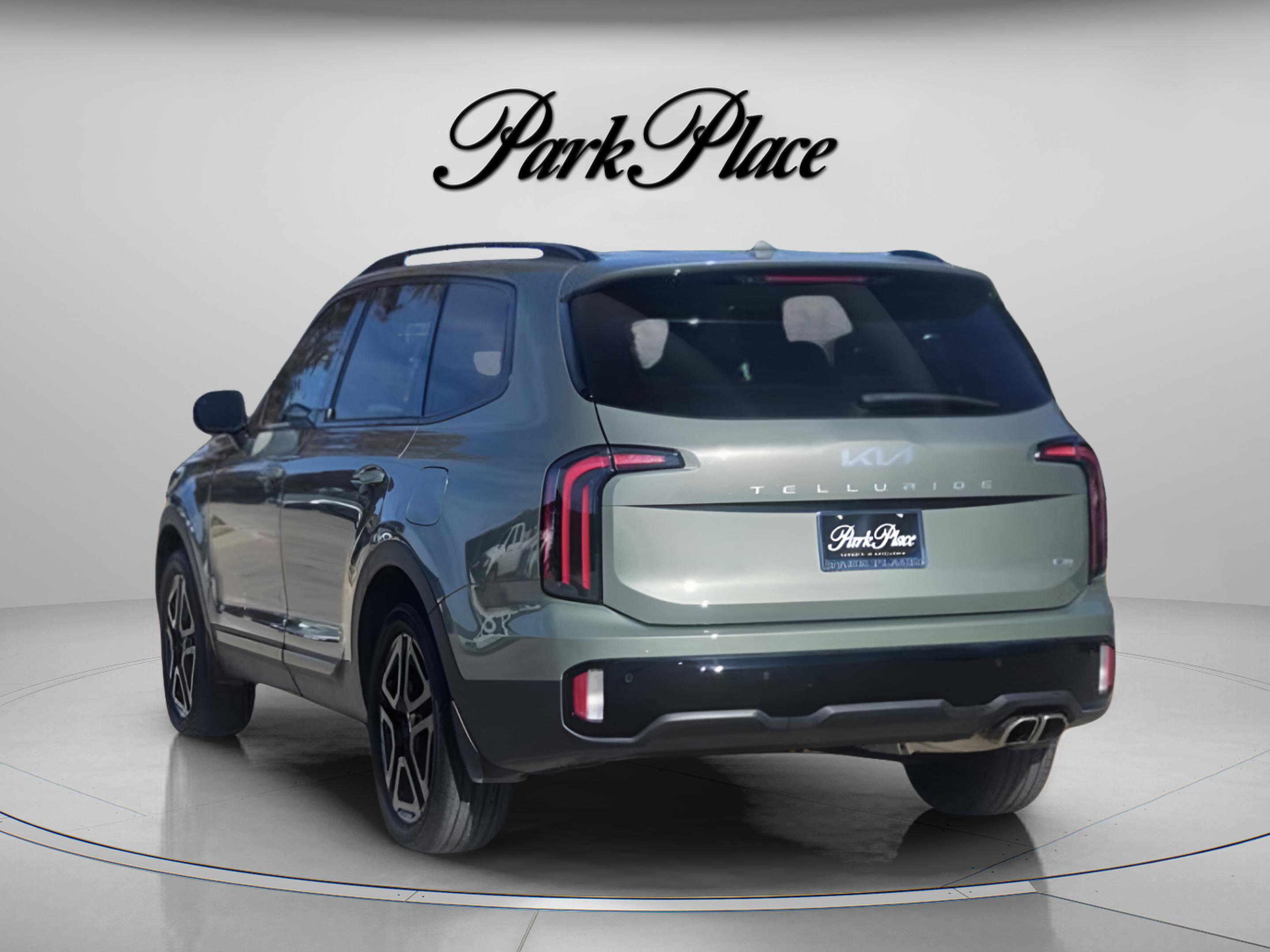 Used 2024 Kia Telluride SX Prestige X-Line image 3