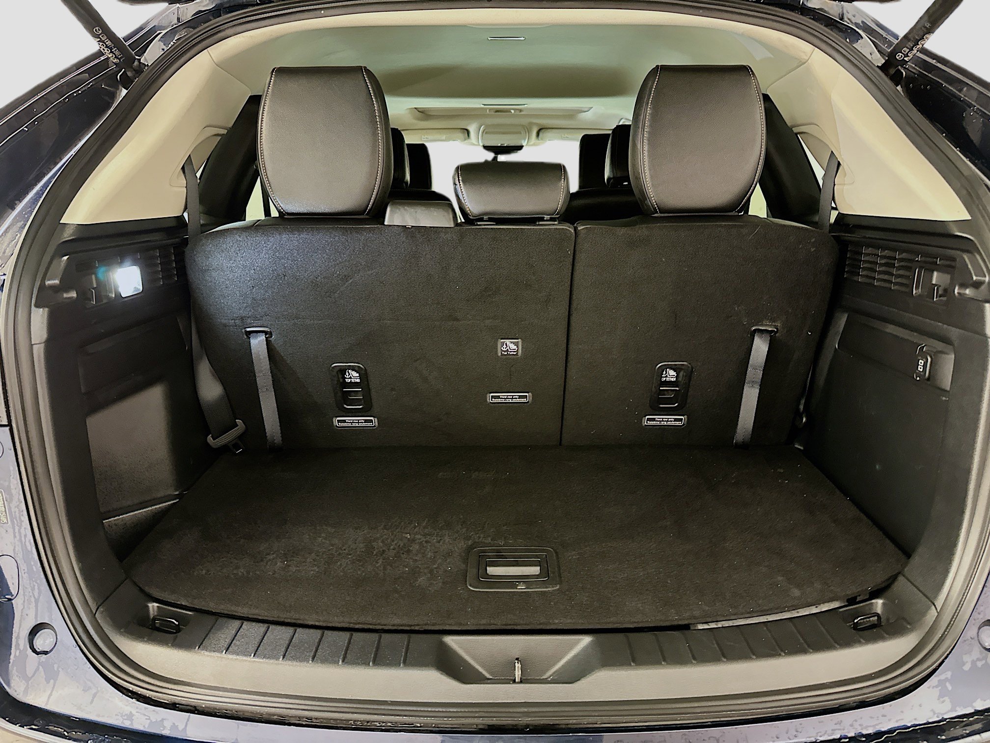 Used 2024 MAZDA CX-90 Plug-In Hybrid w/ Preferred image 32