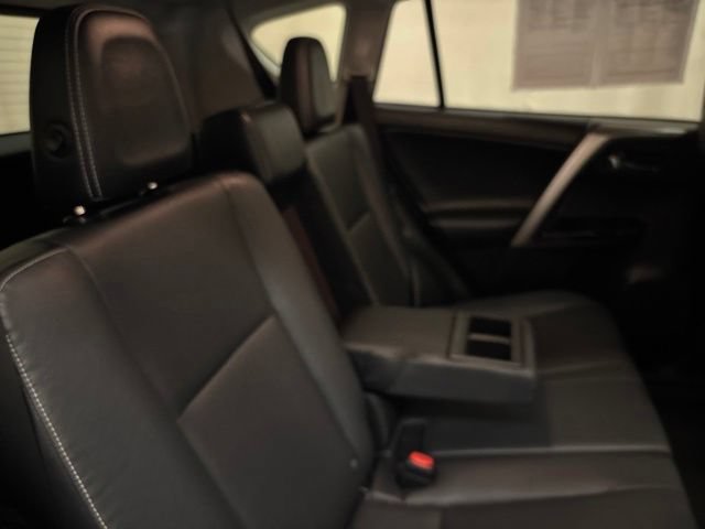 Used 2018 Toyota RAV4 Limited w/ Advanced Technology Package AWD/4WD image 19