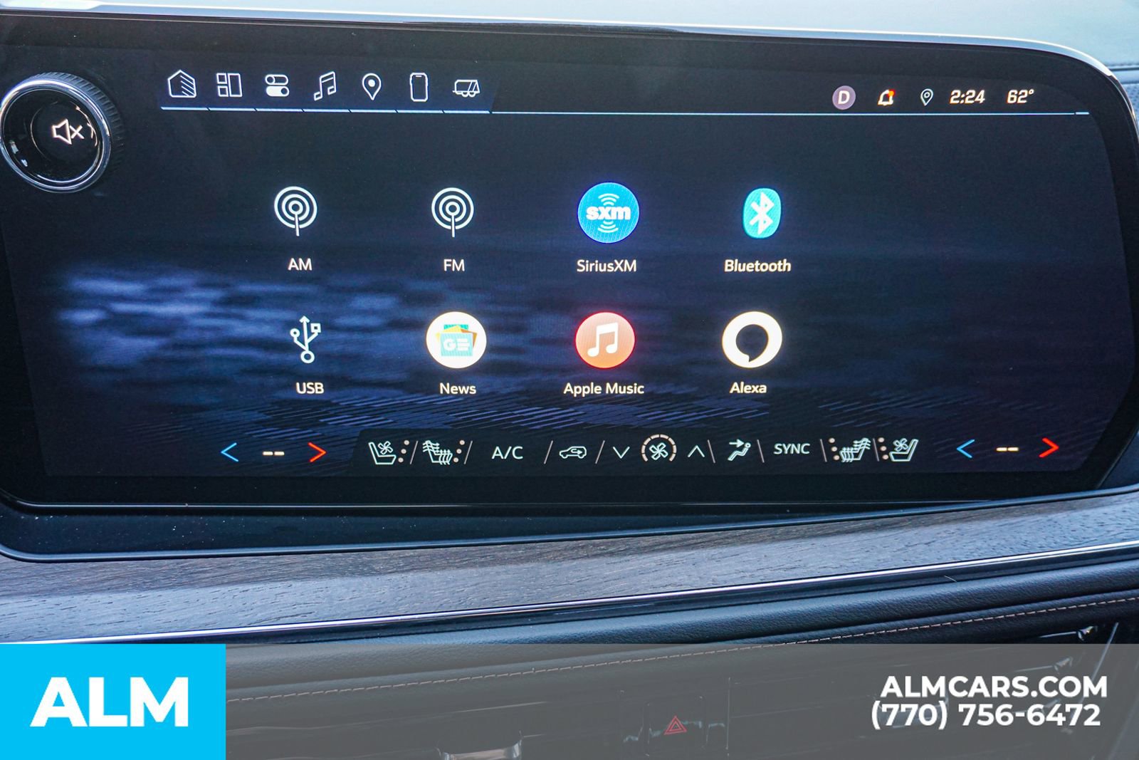 Used 2025 Chevrolet Suburban High Country image 45