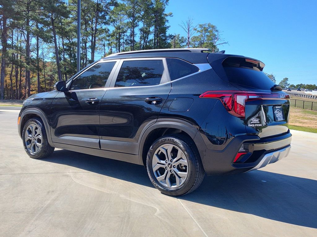 Used 2024 Kia Seltos S image 4