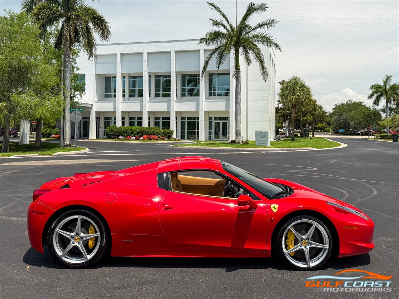 Used 2012 Ferrari 458 Spider RWD image 68