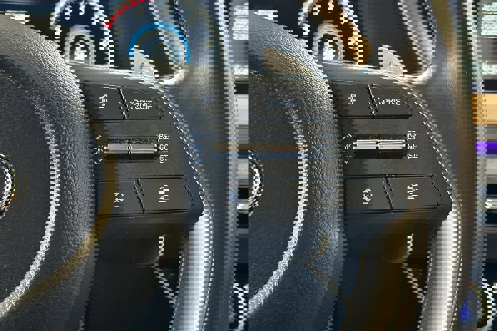 Used 2022 Hyundai Sonata Limited w/ Winter Weather Package image 30