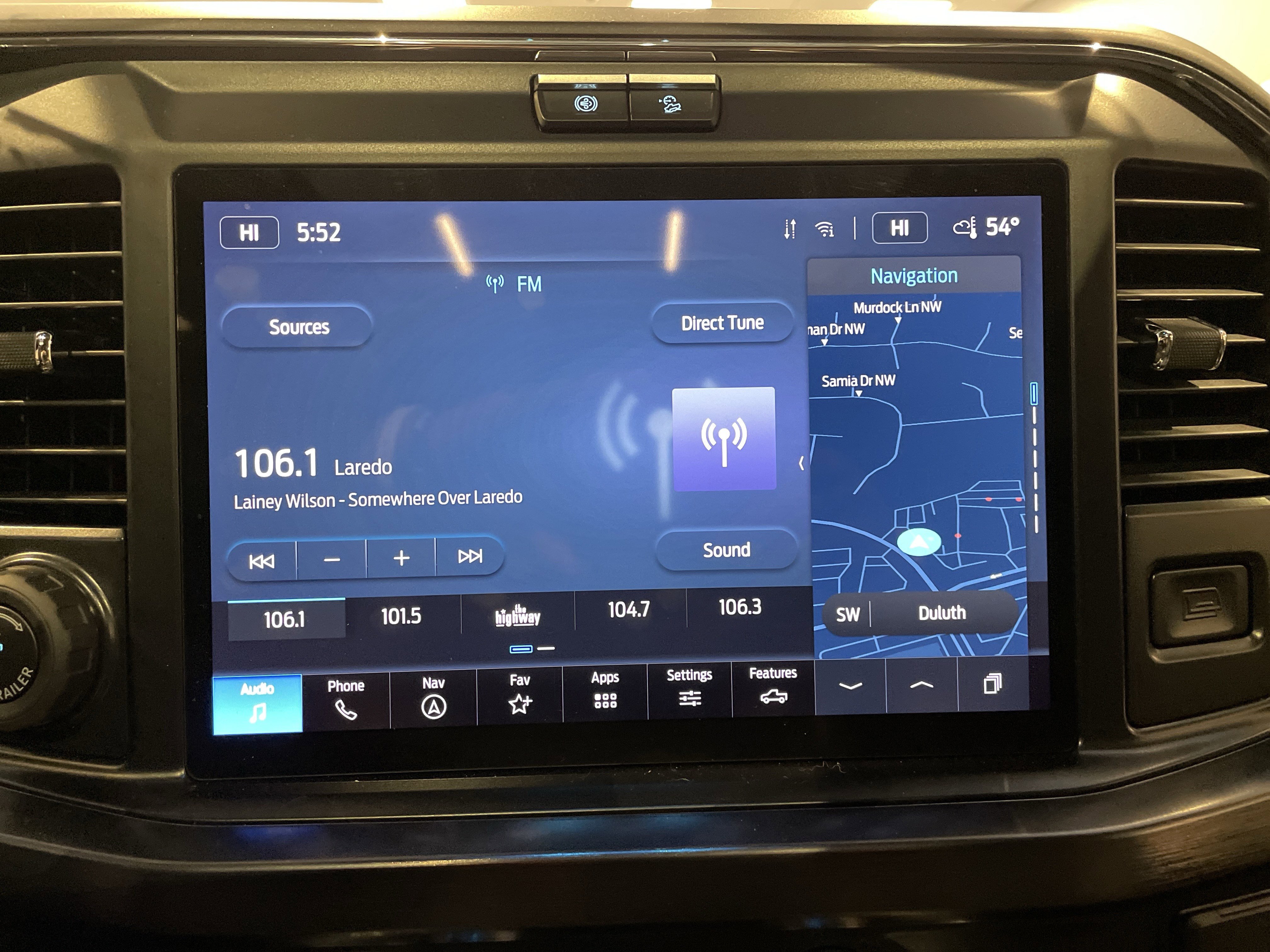 Used 2025 Ford F250 Lariat w/ Lariat Ultimate Package image 24