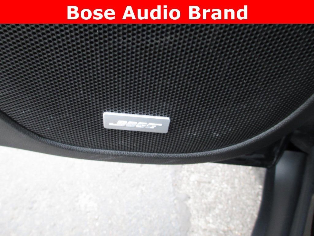 Used 2022 GMC Acadia Denali w/ Denali Ultimate Package image 18