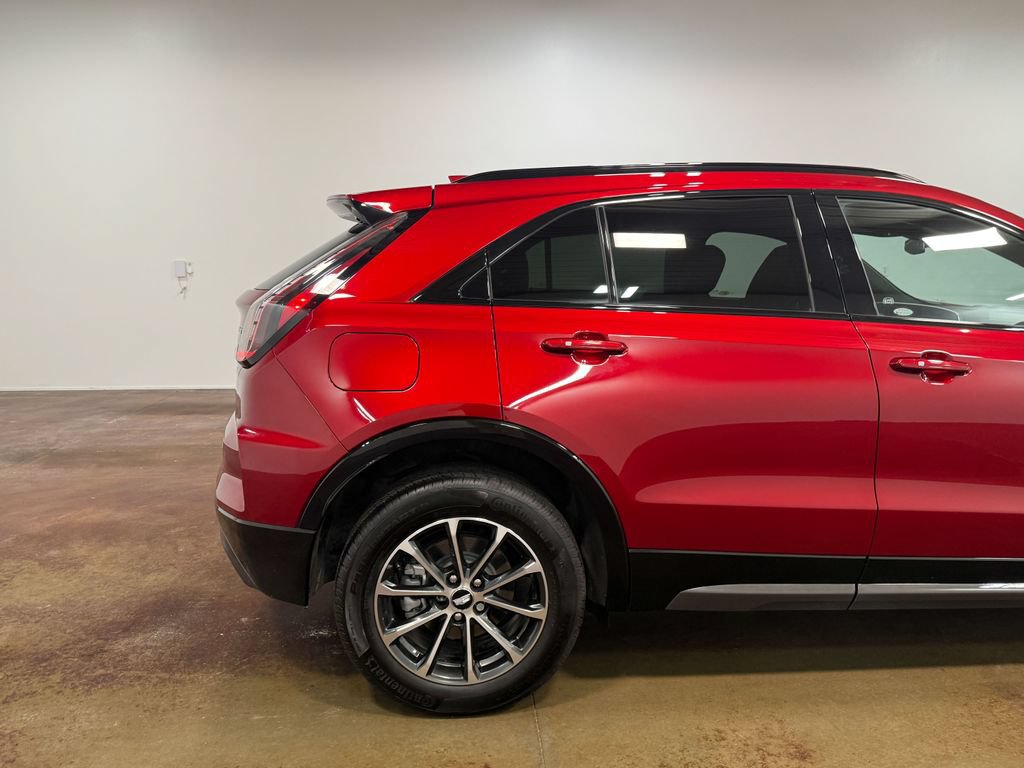 Used 2025 Cadillac XT4 Sport w/ LPO, Floor Liner Package AWD/4WD image 32