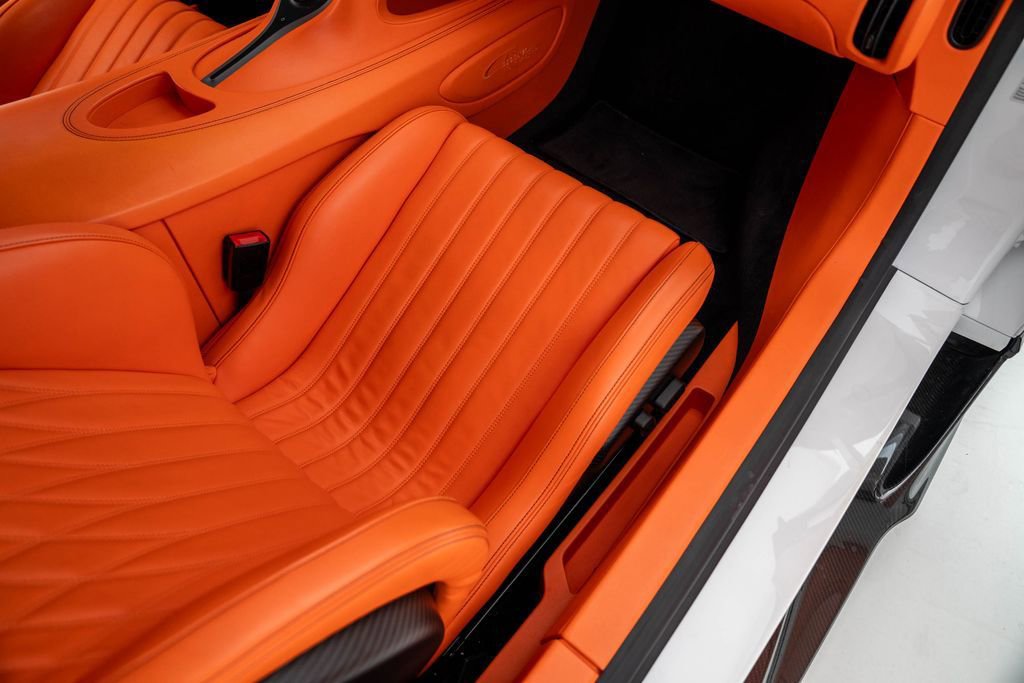 Used 2022 Bugatti Chiron Pur Sport image 38