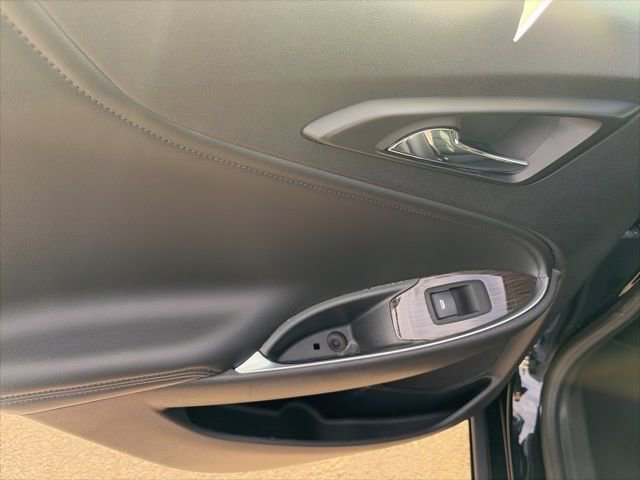 Used 2024 Chevrolet Malibu LT FWD image 12