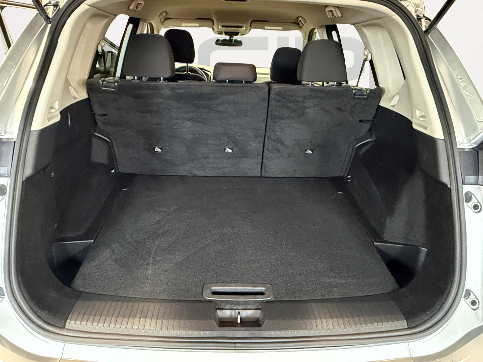 Used 2024 Nissan Rogue S FWD image 14