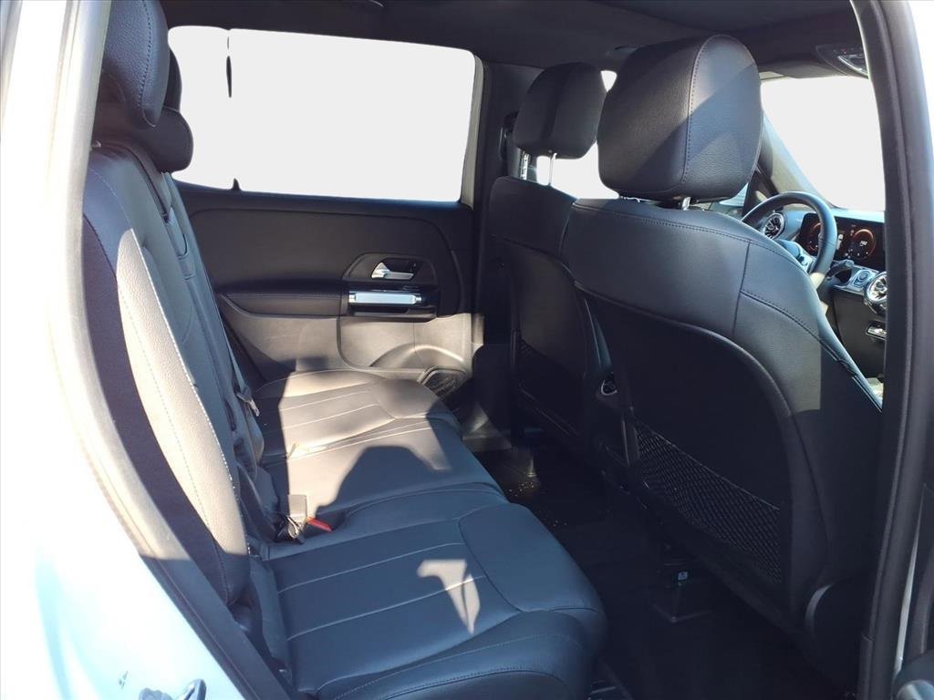 Used 2023 Mercedes-Benz GLB 250 image 14