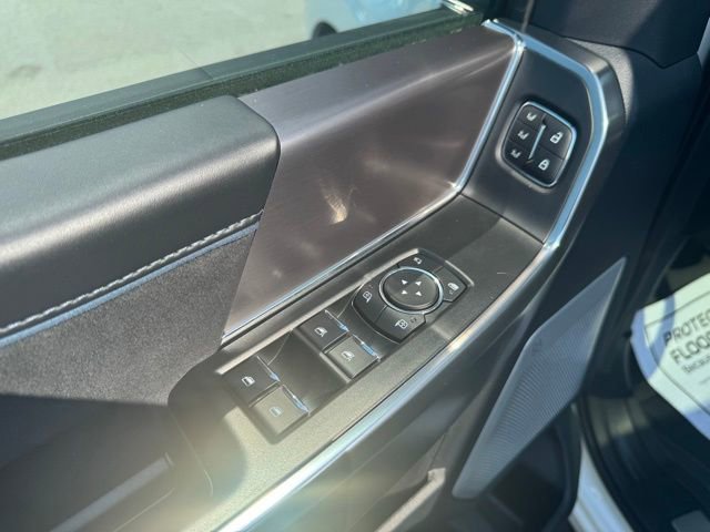 New 2025 Ford F150 Platinum w/ Equipment Group 702A High image 17