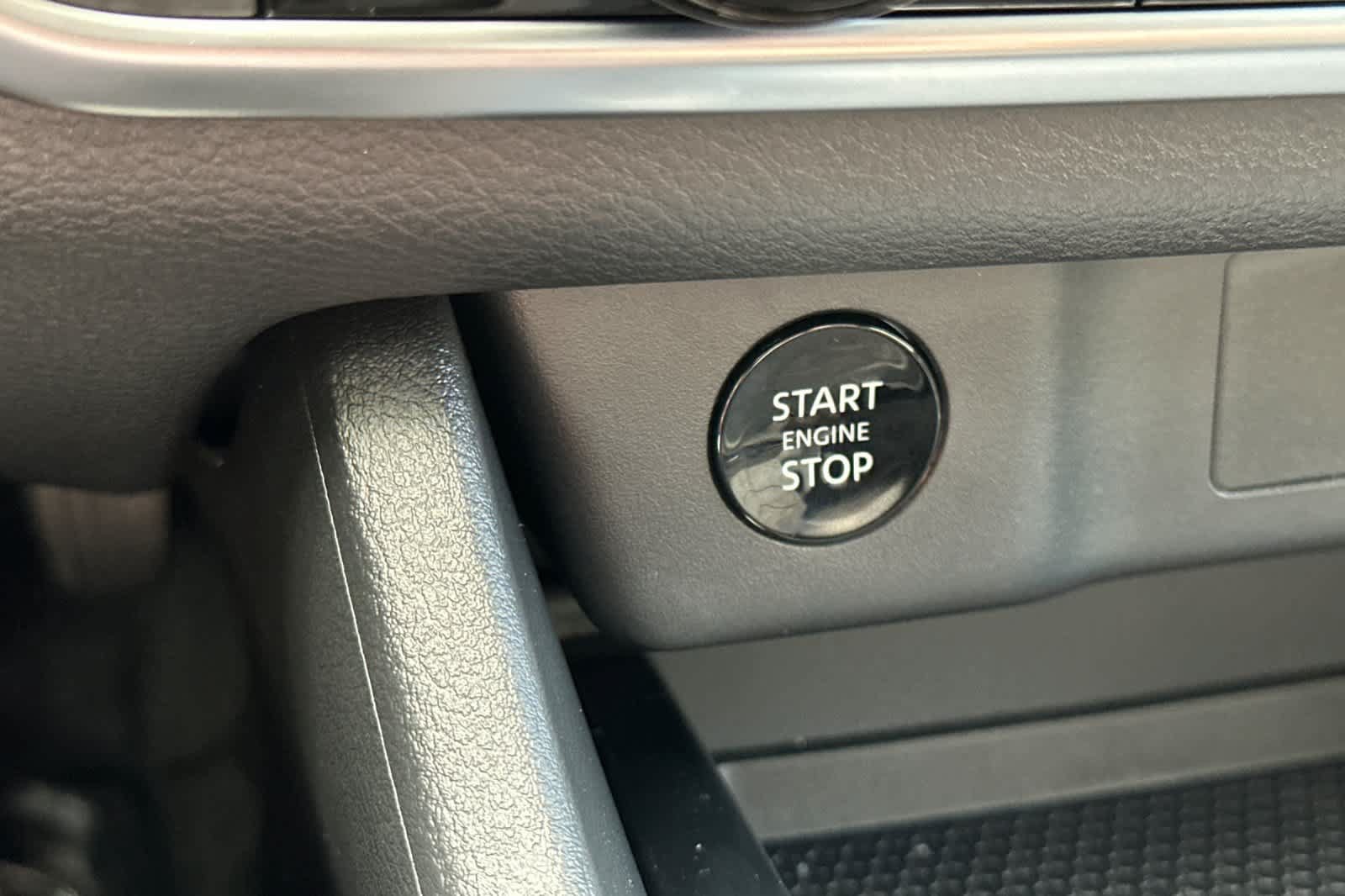 New 2026 Nissan Rogue SV AWD/4WD image 22