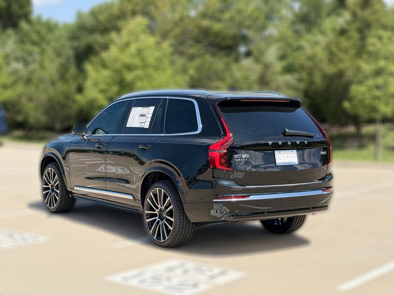 New 2026 Volvo XC90 B5 Plus w/ Protection Package Premier AWD/4WD image 5