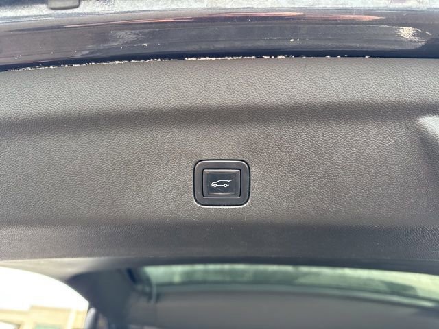 Used 2023 GMC Yukon Denali Ultimate image 24