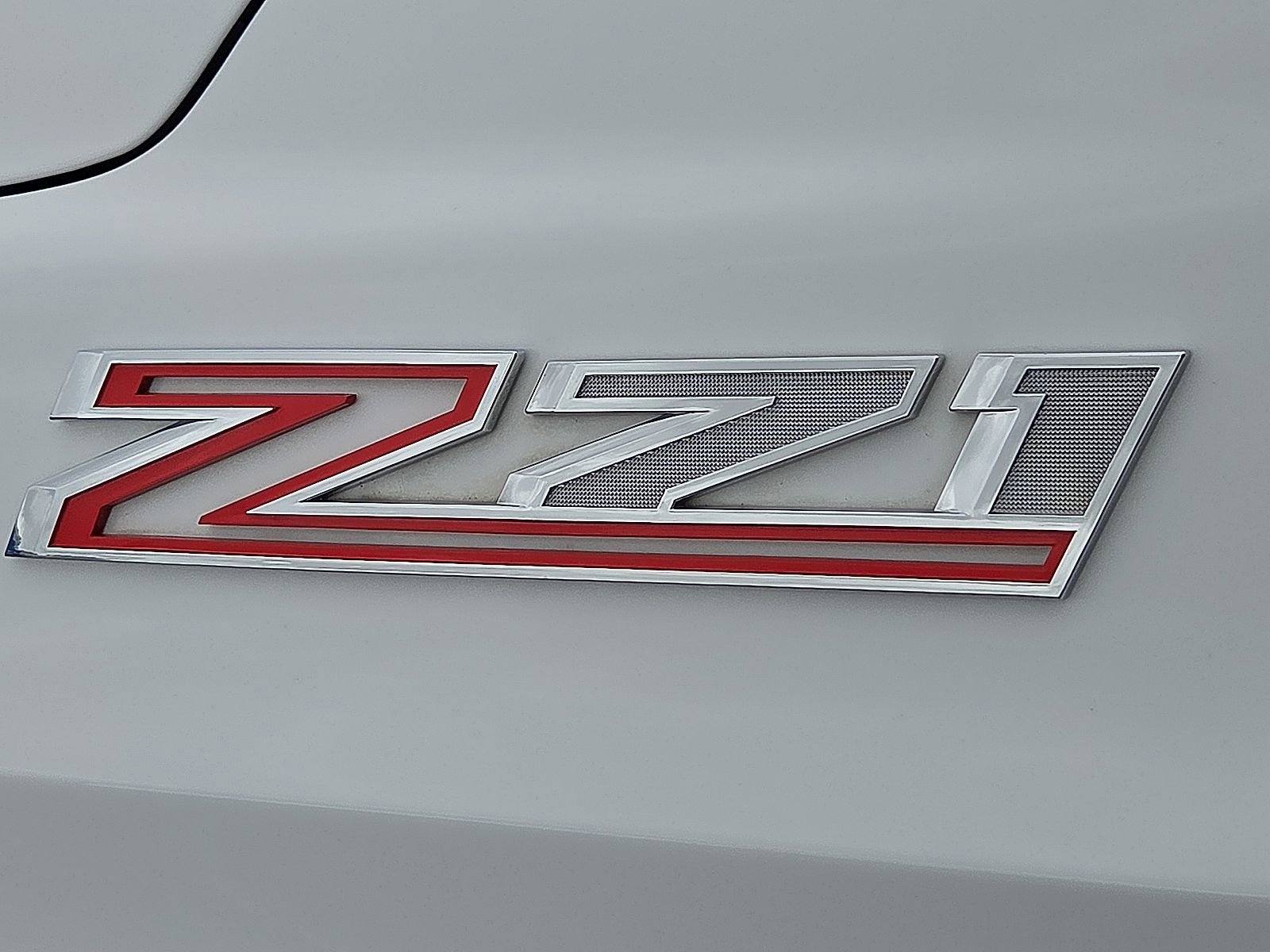 Used 2022 Chevrolet Tahoe Z71 w/ Z71 Off-Road Package AWD/4WD image 9