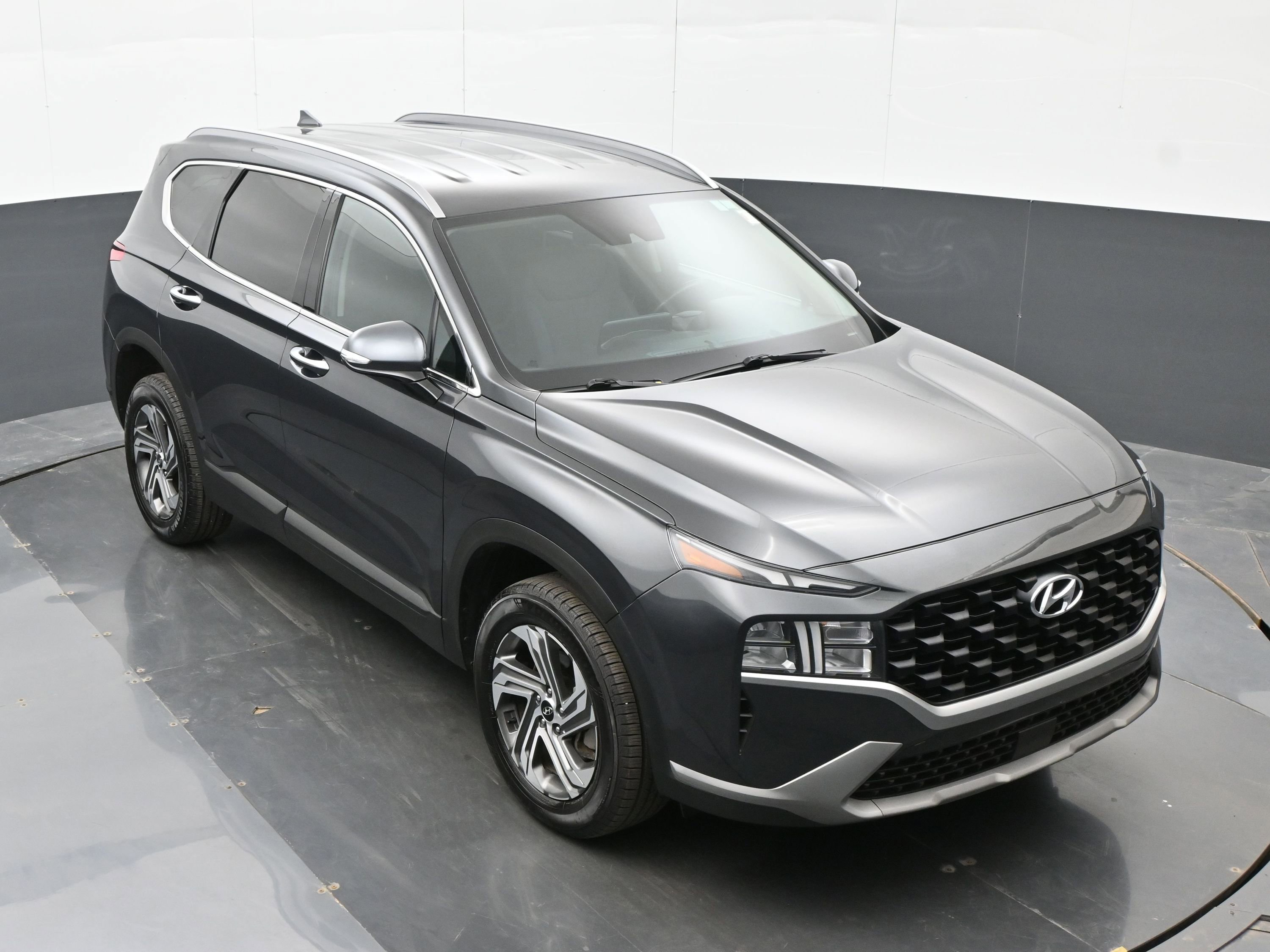 Used 2023 Hyundai Santa Fe SEL image 32