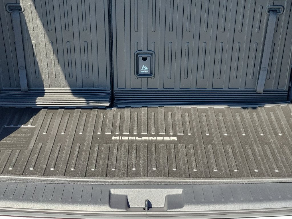 New 2026 Toyota Highlander XLE AWD/4WD image 9