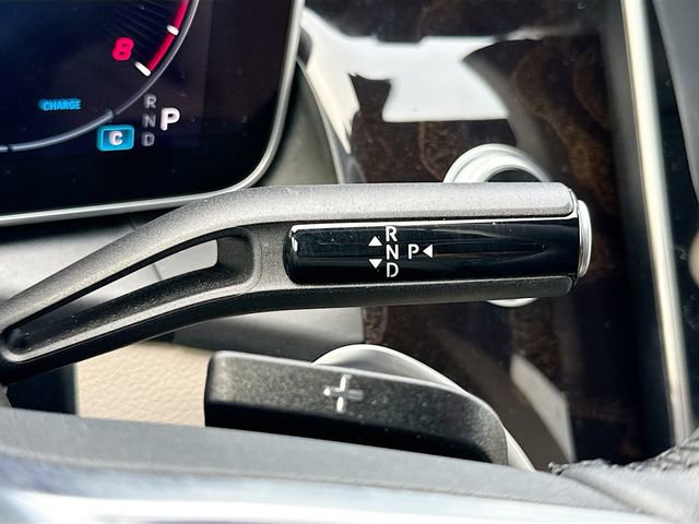 Used 2025 Mercedes-Benz GLC 300 4MATIC image 18