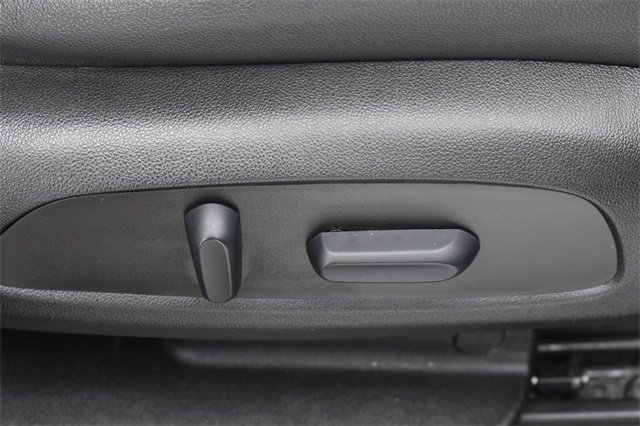 Certified 2023 Chevrolet Blazer RS w/ Driver Confidence II Package image 13