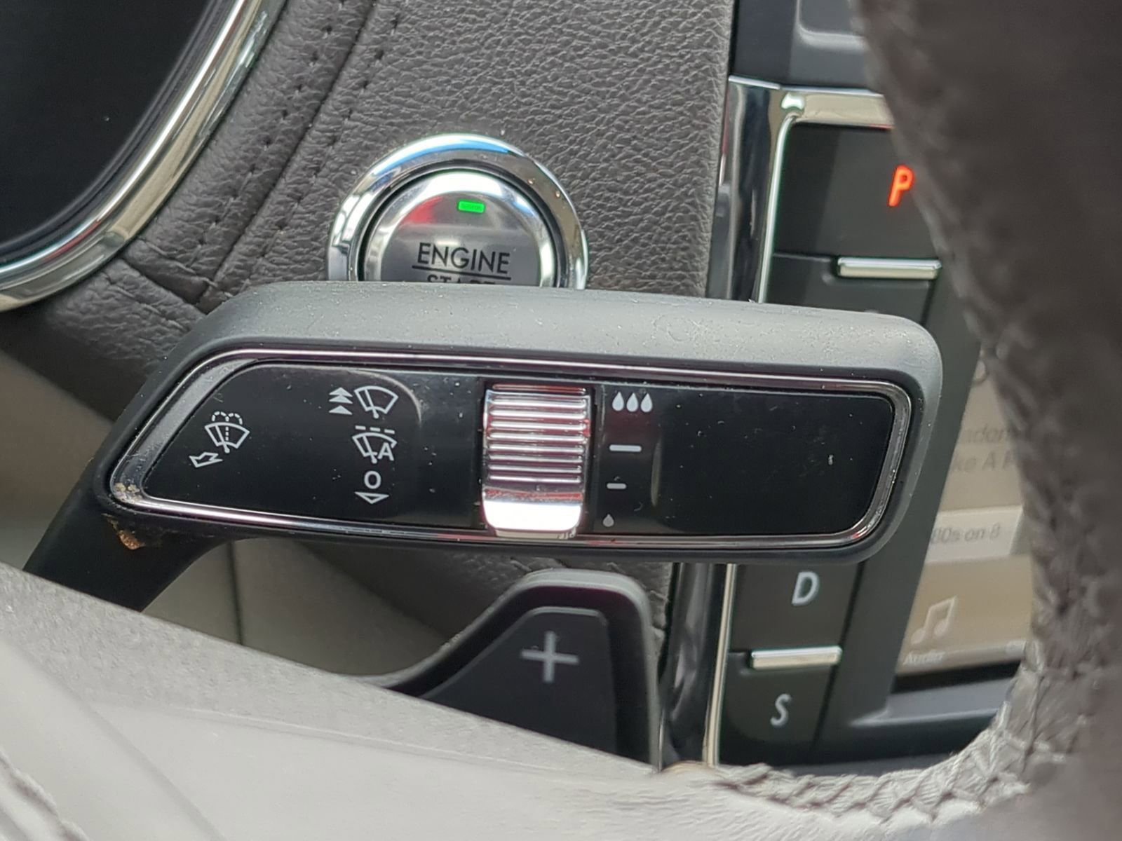 Used 2017 Lincoln Continental Reserve w/ Climate Package image 31