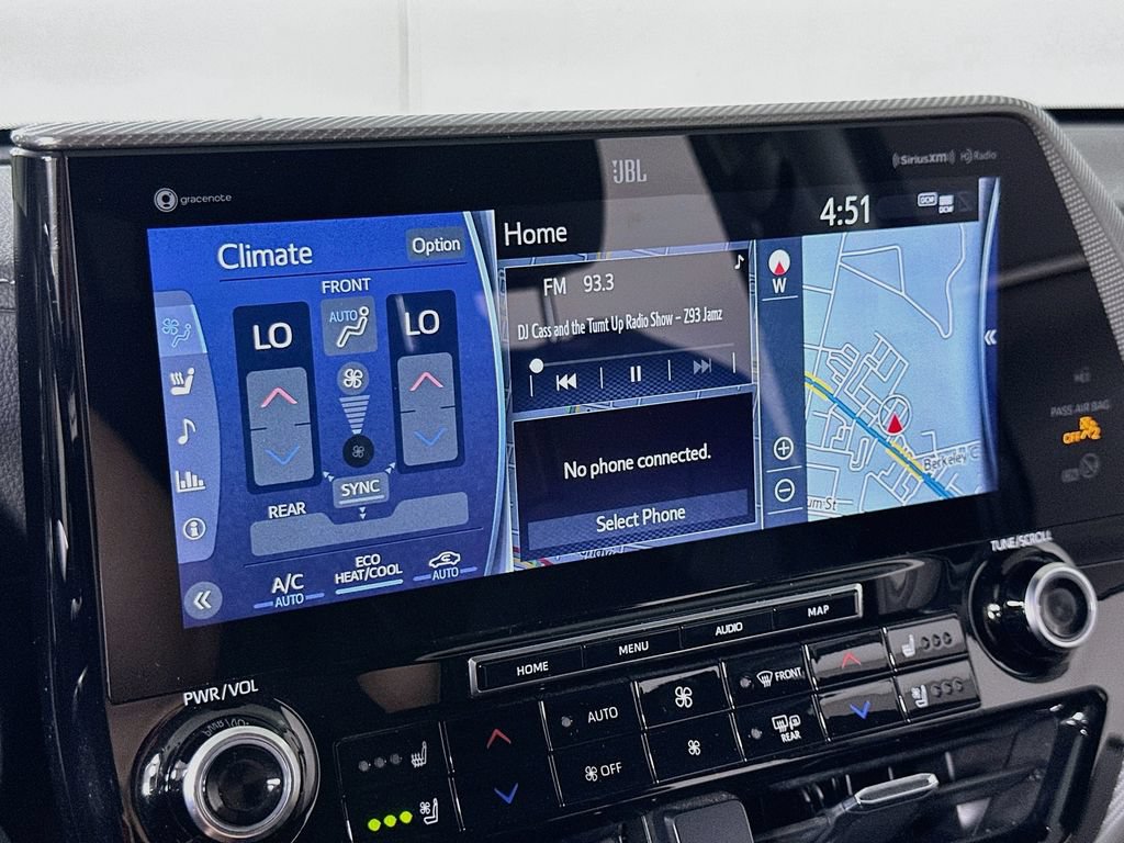 Used 2022 Toyota Highlander Platinum FWD image 29