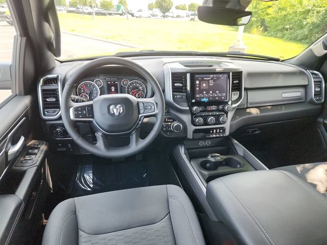 Used 2025 RAM 1500 Big Horn AWD/4WD image 34