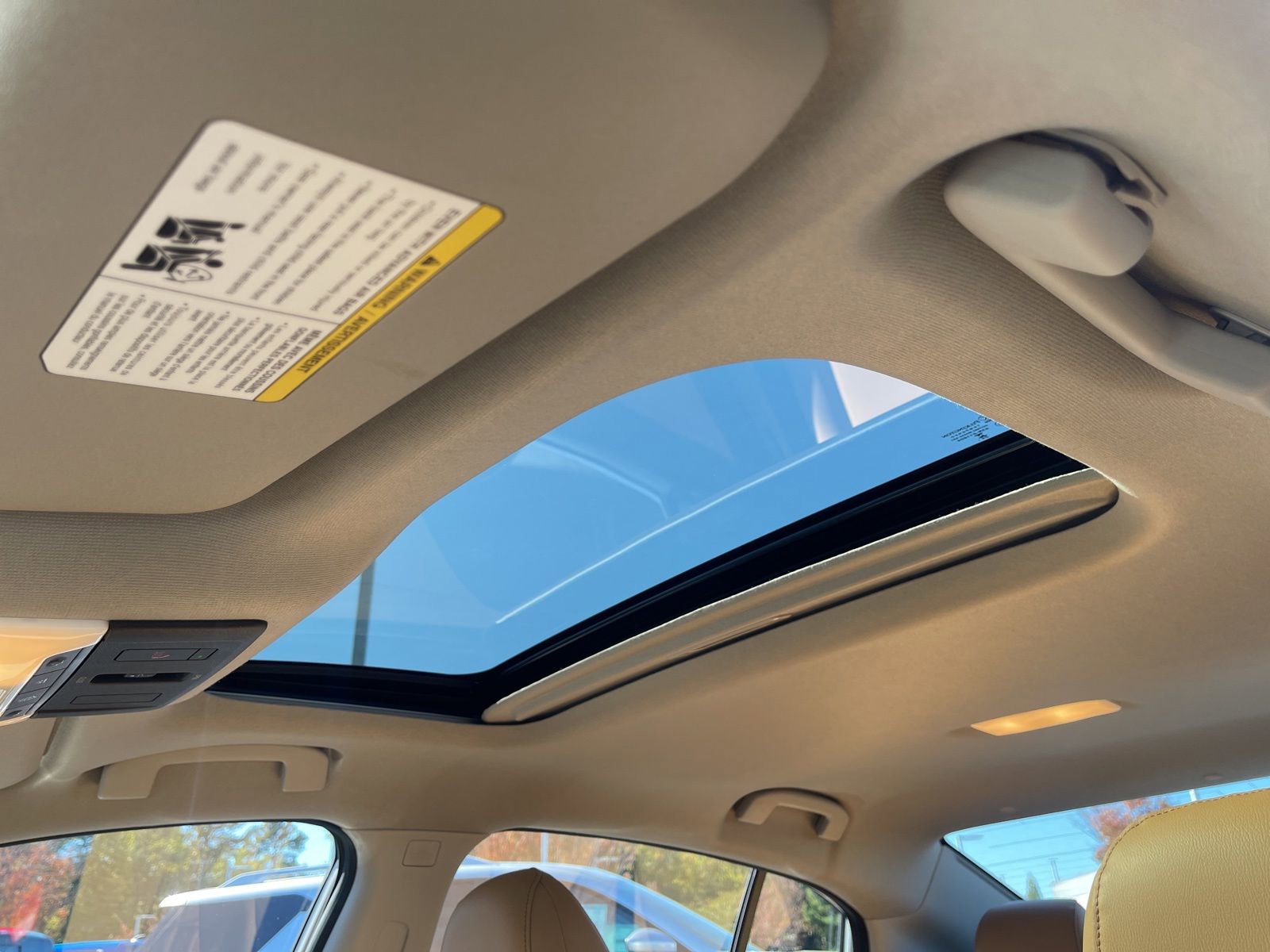 New 2025 Nissan Sentra SV w/ SV Premium Package image 17