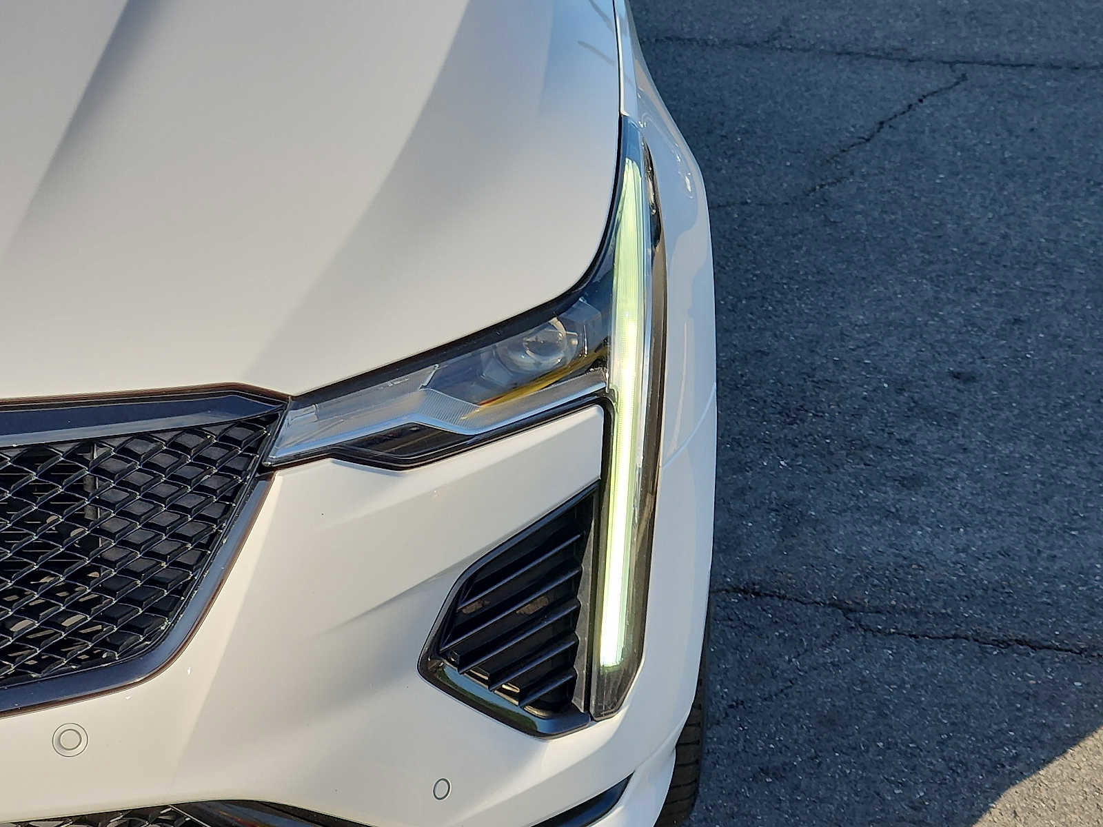 Used 2021 Cadillac CT4 V w/ Climate Package AWD/4WD image 9