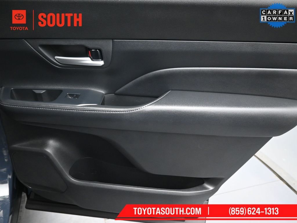 Certified 2024 Toyota Grand Highlander XLE image 26