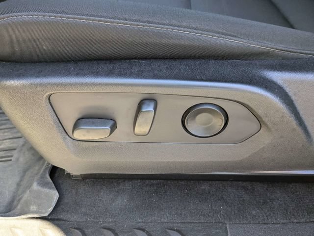 Used 2024 Chevrolet Colorado Trail Boss w/ Advanced Trailering Package AWD/4WD image 20