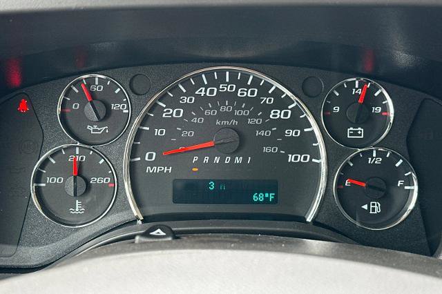 New 2026 Chevrolet Express 2500 w/ Driver Convenience Package RWD image 26