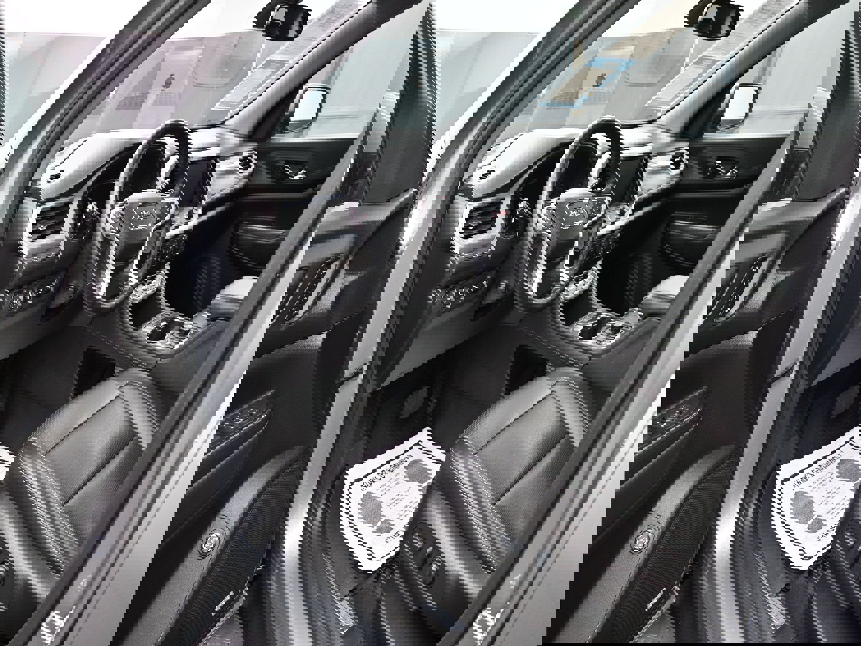 Used 2023 GMC Acadia SLT w/ Technology Package image 9